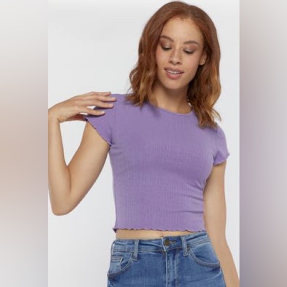Forever 21 Tops - Lettuce Trim Crop Top